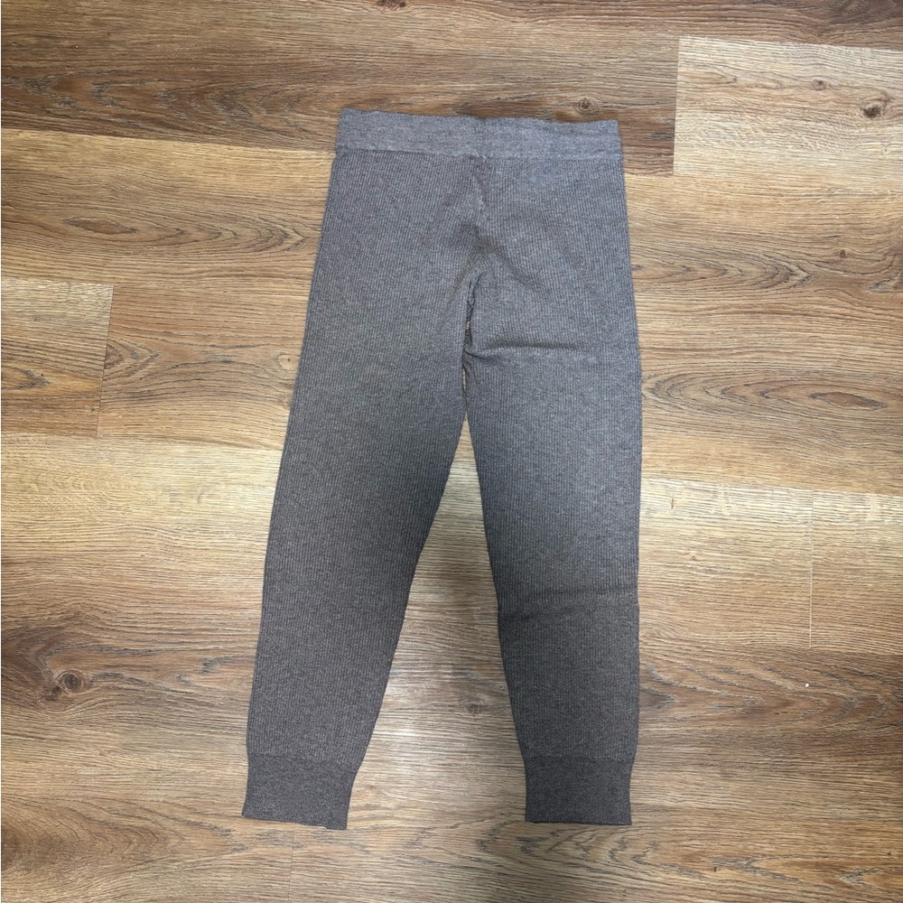 Jogger Lot - Picture 8 of 9